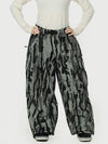 Wild Motion Damen-Schneehose mit reflektierenden Cargotaschen und extra weitem Schnitt